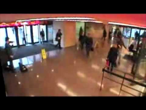 Joshua Bell and the Washington Post Subway Experiment.flv