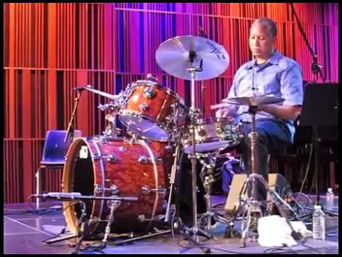 Zigaboo Modeliste drum clinic. Front row, clear view of snare &amp; set.